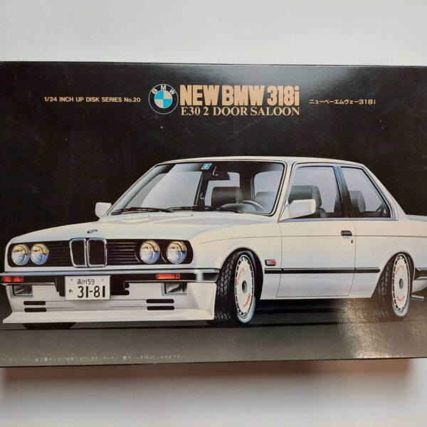 1/24 BMW 318i E30 2 Door Saloon Сборная модель Fujimi 20-800