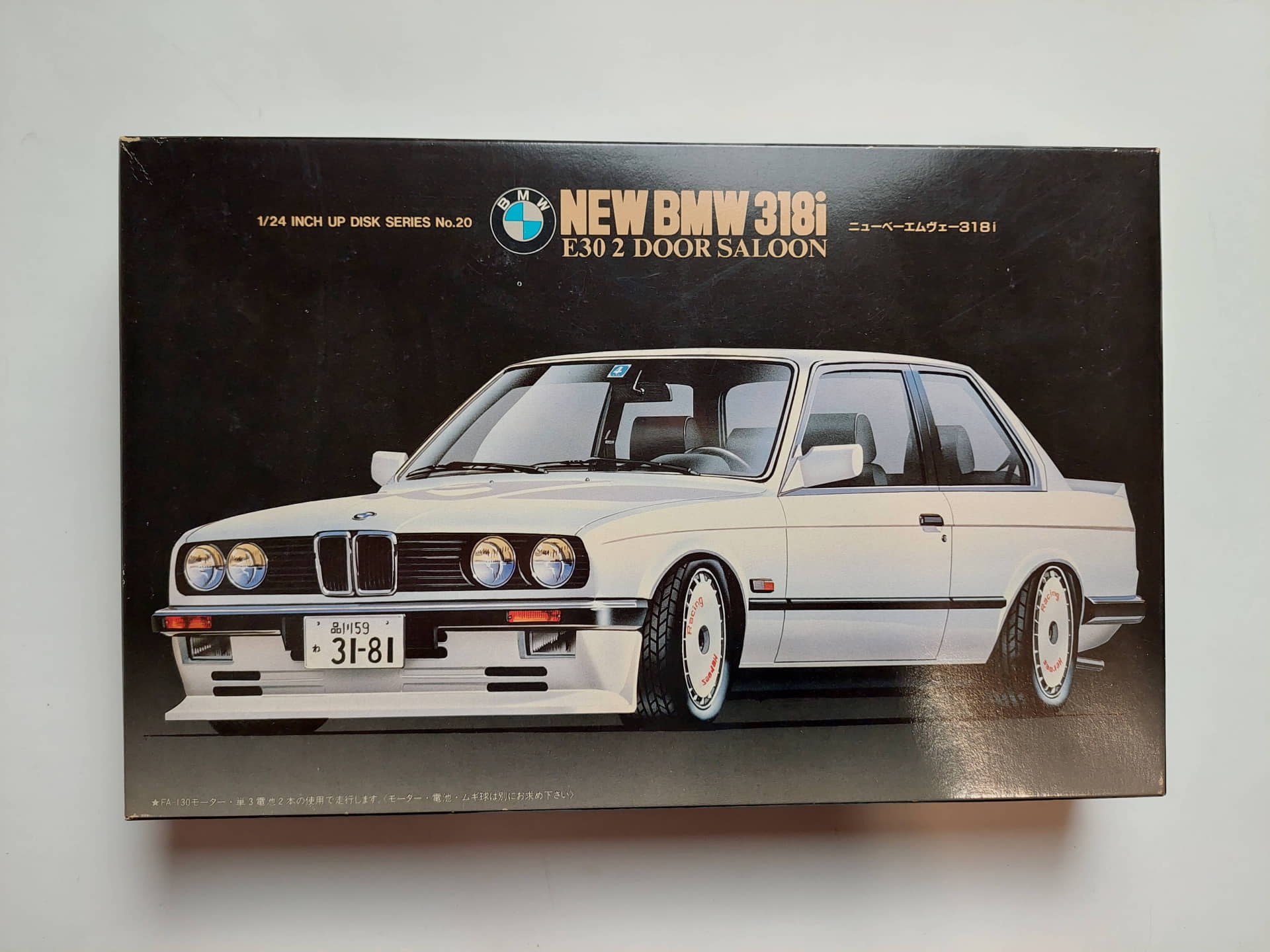 11ce2623bcc725c959794300fc2d8533.jpg 1/24 BMW 318i E30 2 Door Saloon Сборная модель Fujimi 20-800