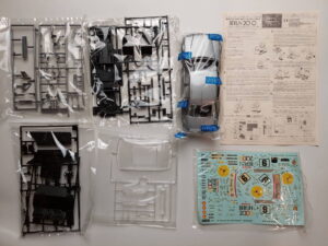 1/24 Mercedes-Benz 190E 2.5-16 Evolution II Berlin 2000 Сборная модель Fujimi 06135