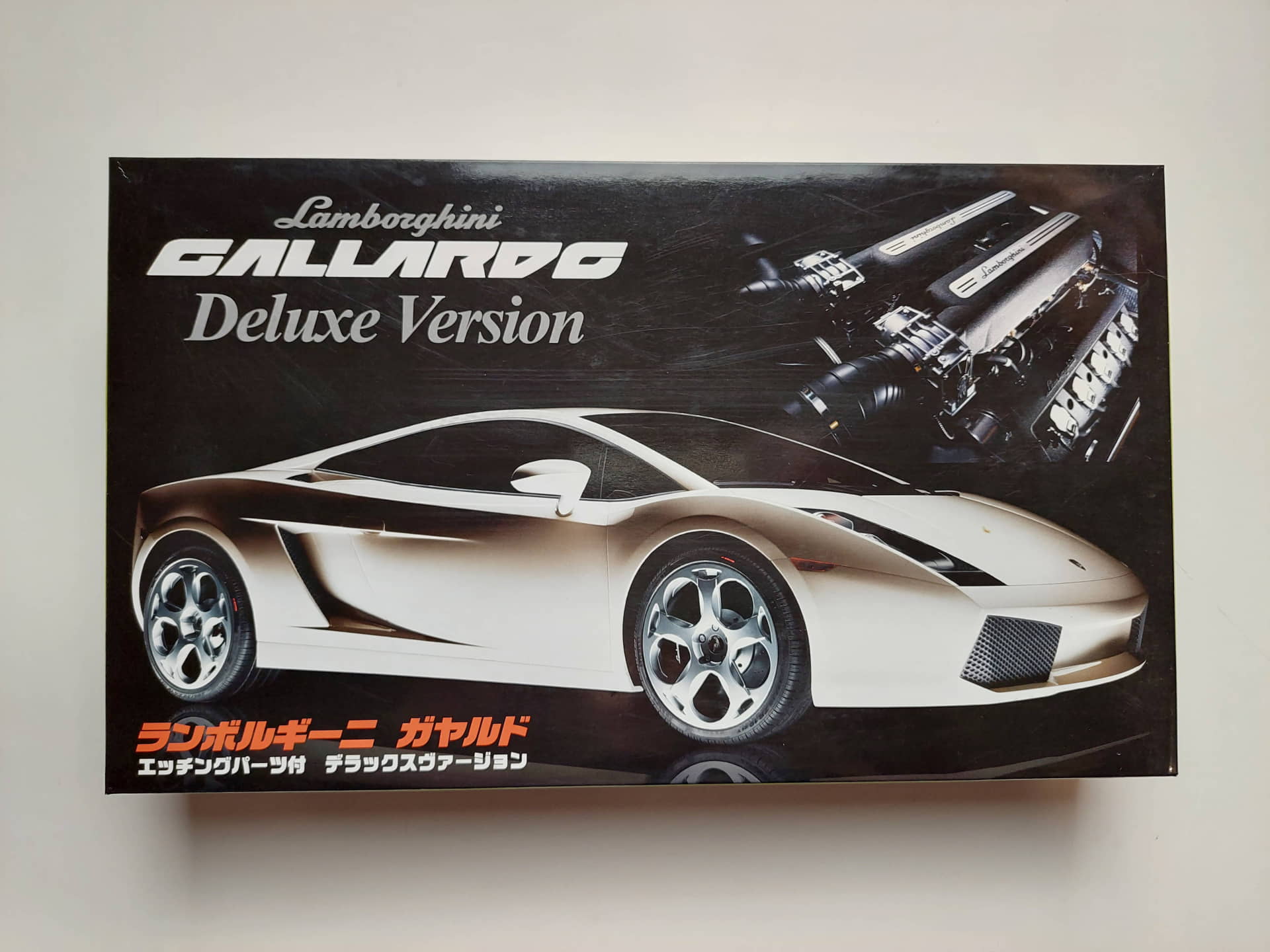 7515fbd99d917cd2a2f2b9d272b2e43b.jpg 1/24 Lamborghini Gallardo Deluxe Сборная модель Fujimi 12241