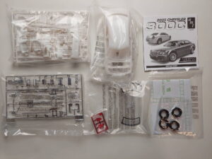 1/25 Chrysler 300C 2005 Сборная модель AMT 1488