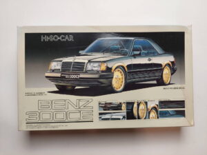 1/24 Mercedes-Benz 300CE W124 Coupe Сборная модель Fujimi 05104
