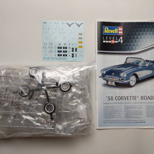 1/25 Chevrolet Corvette Roadster '58 Сборная модель Revell 07037