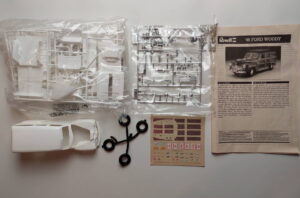 1/25 Ford Woody 1948 Сборная модель Revell 07321