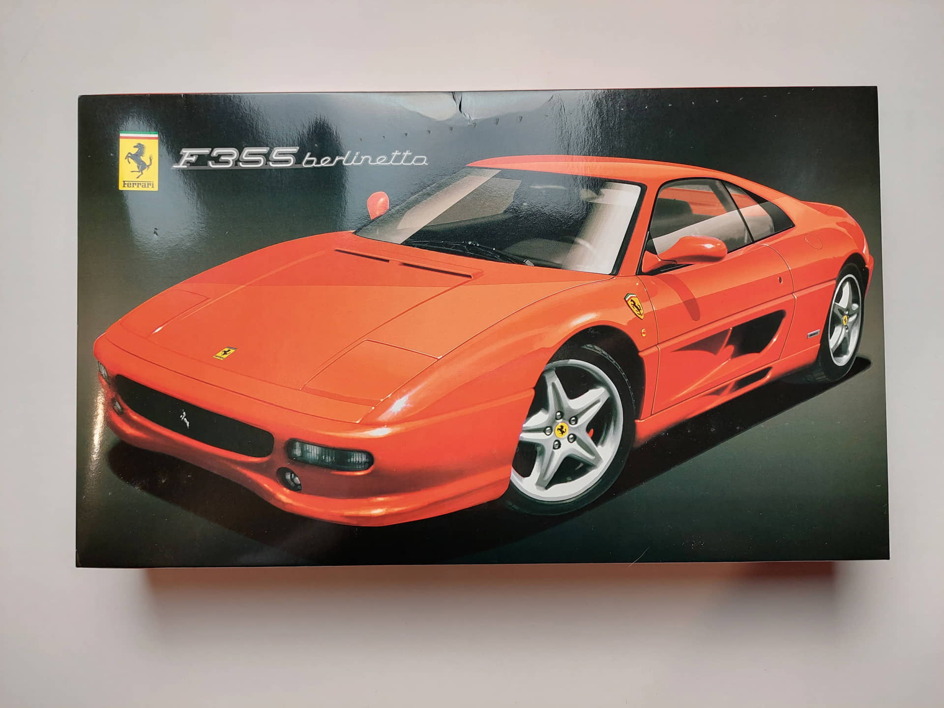 20fcecf81ae17f0672f68c90a3176c2f.jpg 1/24 Ferrari F355 Berlinetta Сборная модель Fujimi 12180