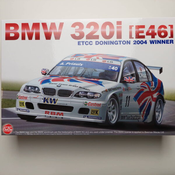 1/24 BMW 320i E46 ETCC Donington 2004 Winner Сборная модель NuNu PN24033