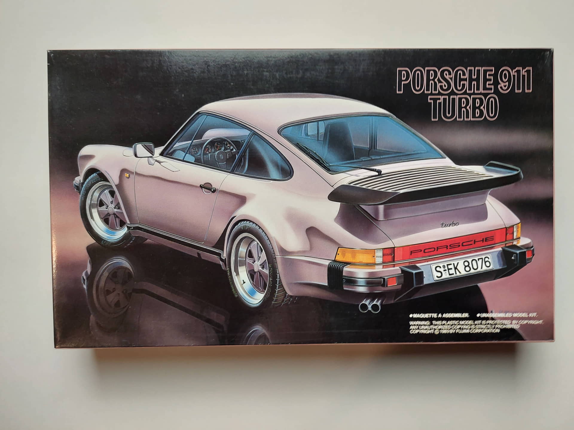 618449cb73fb6d112a6446b5c4b6c79e.jpg 1/24 Porsche 911 Turbo `85 Сборная модель Fujimi 12405