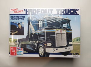 1/25 Kenworth Aerodyne Tyrone Malone's Hideout Truck Сборная модель AMT 1158/06