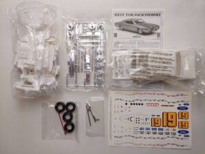 1/25 Ford Thunderbird 1971 Model King Сборная модель AMT/ERTL 21777P