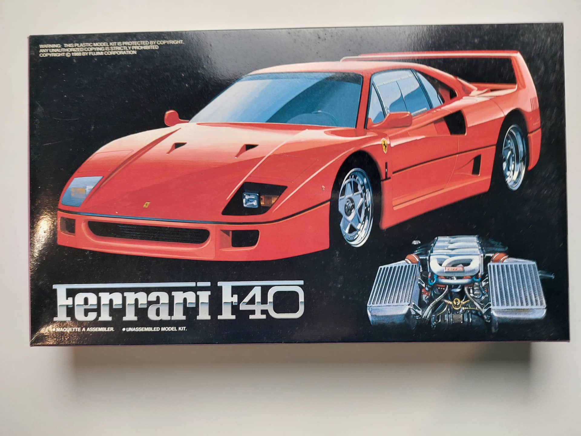 9dbcdafc326385087beea4677c760c15.jpg 1/24 Ferrari F40 Сборная модель Fujimi 12001