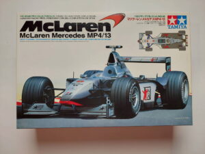 1/20 McLaren MP4/13 Сборная модель Tamiya 20046