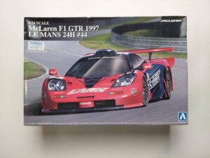 1/24 McLaren F1 GTR 1997 LeMans 24H #44 Сборная модель Aoshima 007518