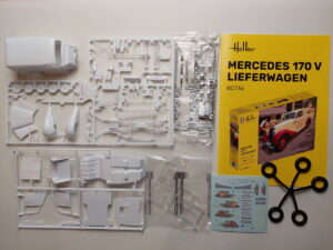 1/24 Mercedes-Benz 170V Lieferwagen Сборная модель Heller 80736
