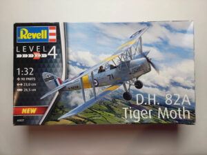 1/32 D. H. 82A Tiger Moth Сборная модель Revell 03827
