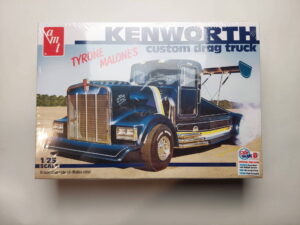 1/25 Tyrone Malone's Kenworth Custom Drag Truck Сборная модель AMT 1157/06