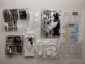 1/24 McLaren F1 GTR Long Tail Le Mans 1998 #40 DX с фототравлением Сборная модель Fujimi 12662