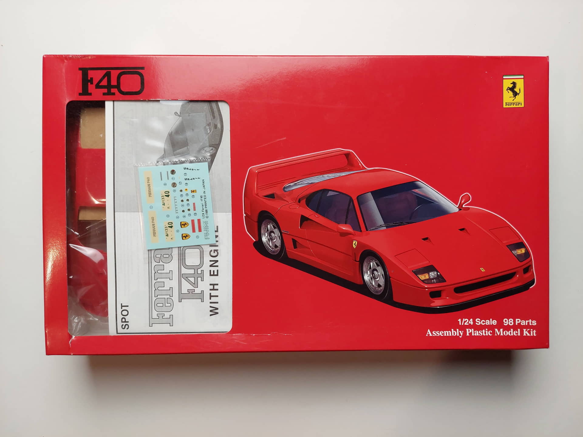 fab435e522190bfdc893652b391a78b8.jpg 1/24 Ferrari F40 Сборная модель Fujimi 12500