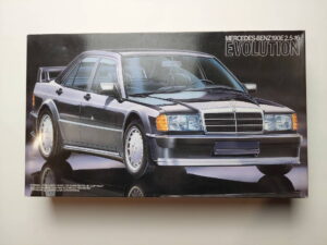 1/24 Mercedes-Benz 190E 2.5-16 Evolution II Сборная модель Fujimi 12418