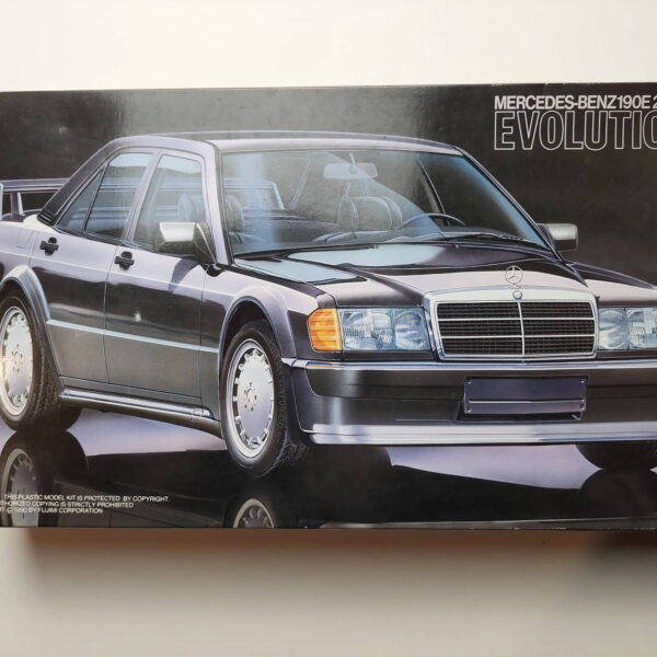 1/24 Mercedes-Benz 190E 2.5-16 Evolution II Сборная модель Fujimi 12418