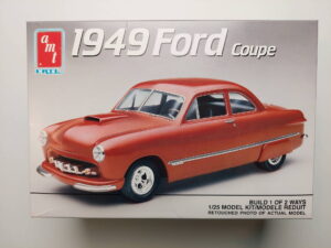 1/25 Ford Coupe 1949 Сборная модель AMT/ERTL 6805