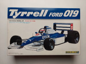 1/24 Tyrell Ford 019 Сборная модель Modeler's 5406-1500
