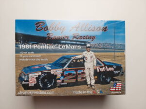 1/24 Pontiac LeMans 1981 Bobby Allision Ranier Racing Сборная модель Salvinos Jr Models RRLM1981D