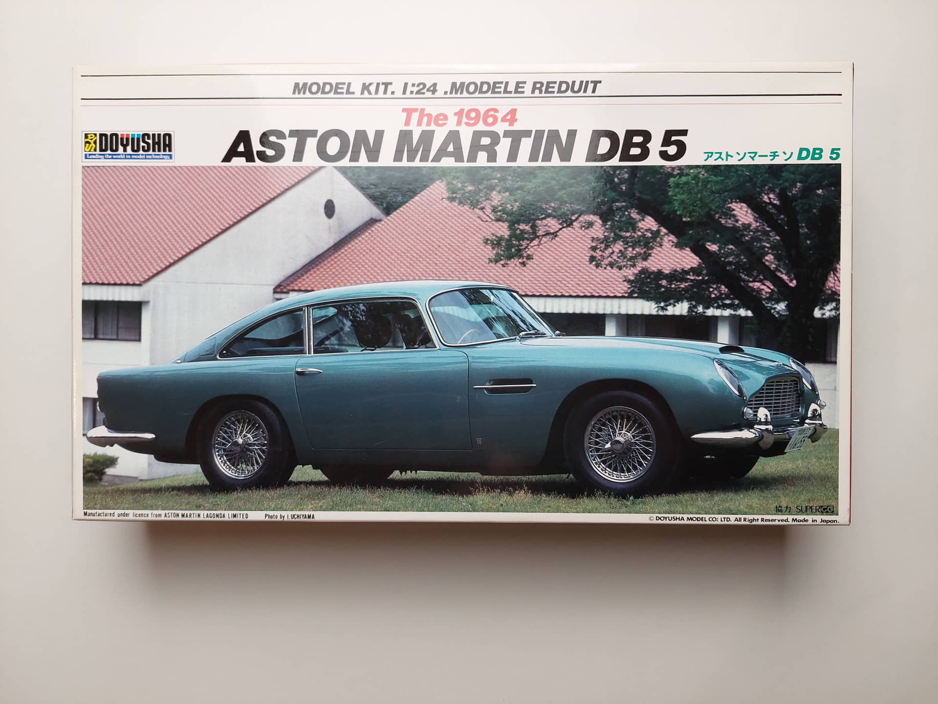 6c8d99a7f17a04612b428174c08ca107.jpg 1/24 Aston Martin DB5 1964 Сборная модель Doyusha NY-1-1800