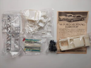 1/25 Ford Mustang '66 HardTop Сборная модель Union MC-32
