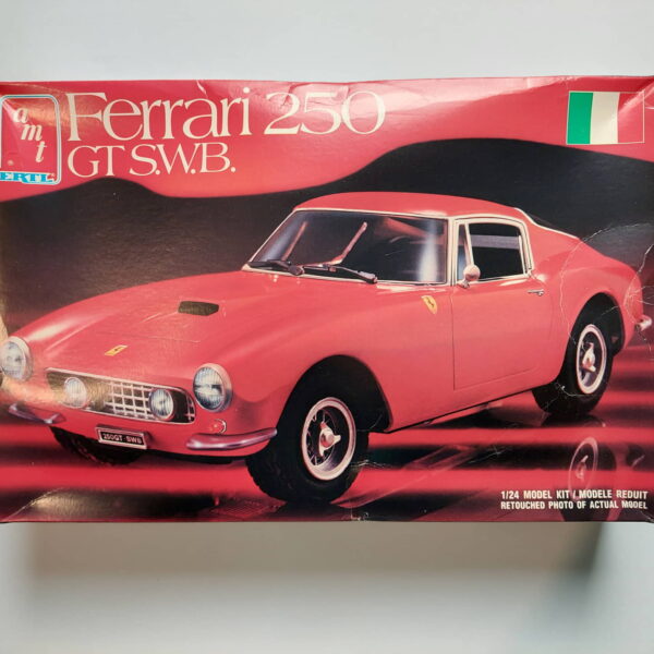 1/24 Ferrari 250 GT SWB Сборная модель ESCI/ERTL 3064