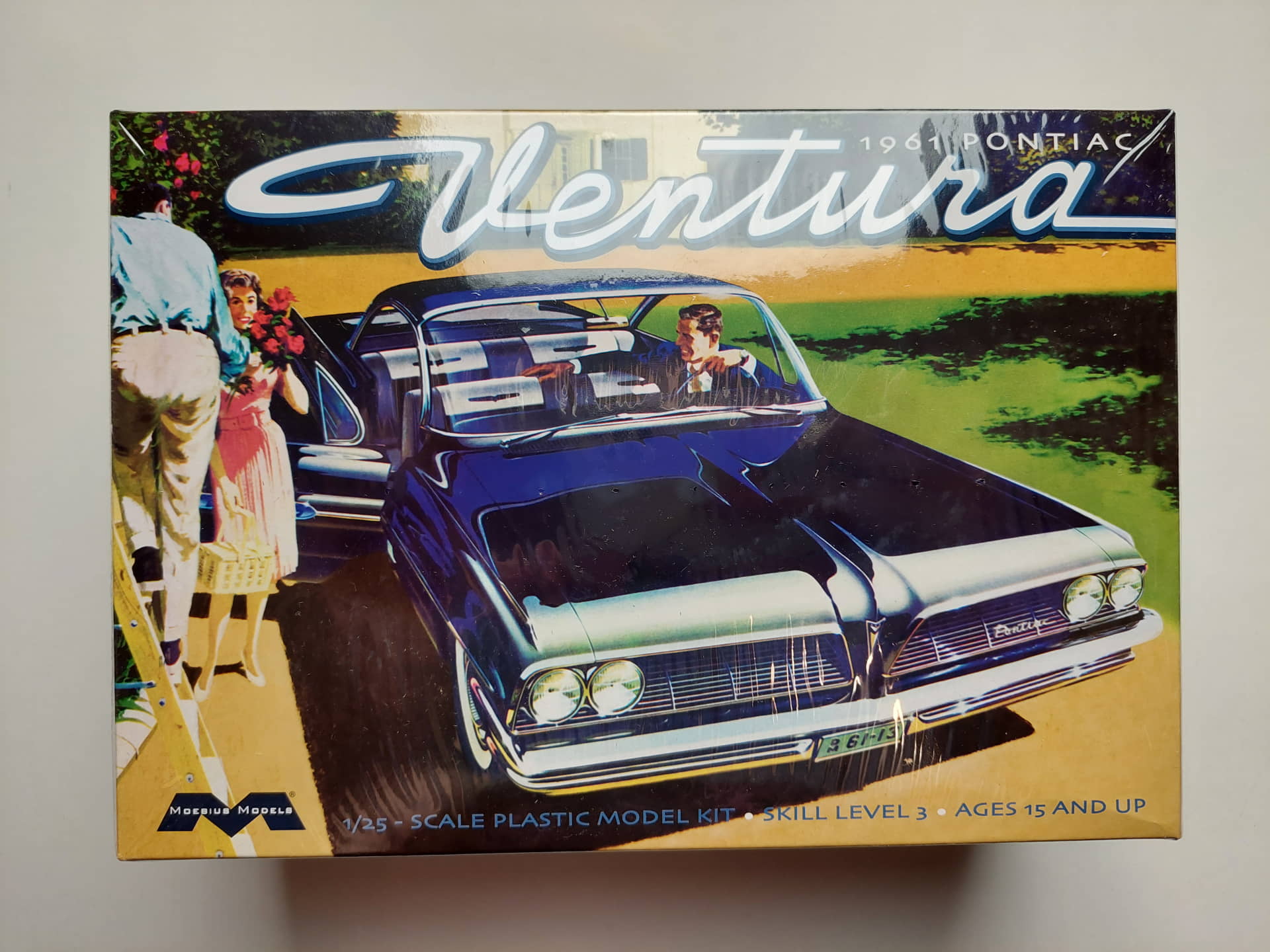 73d3f08d9f825c9c4b1d1599691718b3.jpg 1/25 Pontiac Ventura 1961 Сборная модель Moebius Models 1211