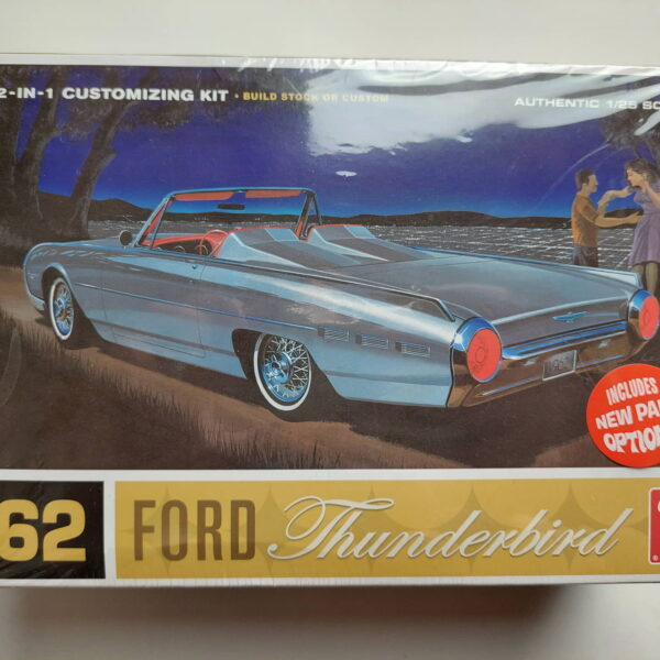 1/25 Ford Thunderbird '62 2-IN-1 Customizing Kit Сборная модель AMT 682/12