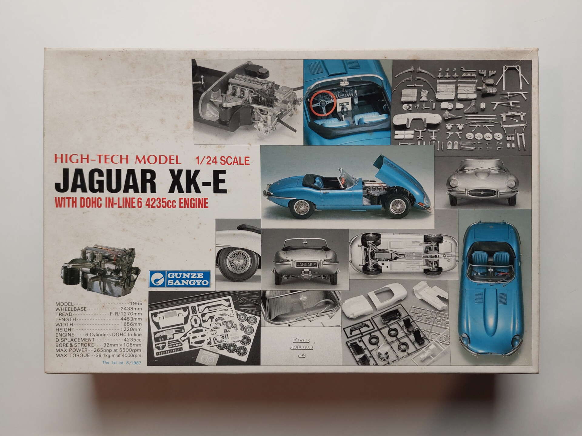 30bff9690007760a3387a70ed0701fad.jpg 1/24 Jaguar XK-E with DOHC In-Line 6 4235cc Engine Сборная модель Gunze Sangyo G-517