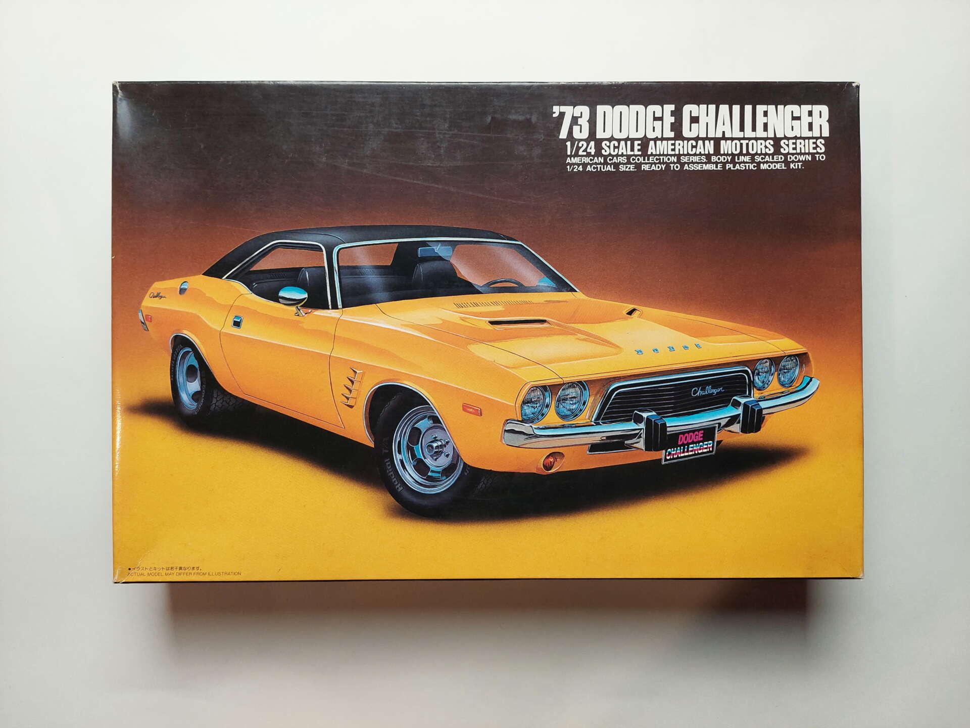 469cffc0650c62266d2a111b4ce3ba7b.jpg 1/24 Dodge Challenger '73 Сборная модель ARII 31033-1500