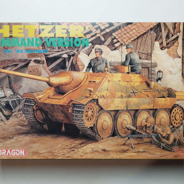 1/35 Jagdpanzer 38(t) Sd. Kfz. 138/2 "Hetzer" Command Version Сборная модель Dragon 6060