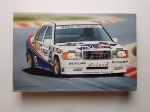 1/24 Mercedes-Benz 190E 2.3-16 Group A Roland Asch #41 ASCH-Motorsport Сборная модель Fujimi TC-93