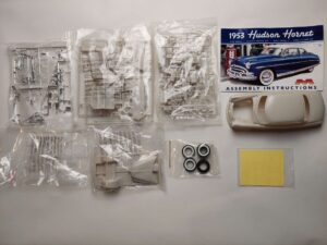 1/25 Hudson Hornet 1953 Сборная модель Moebius Models 1200