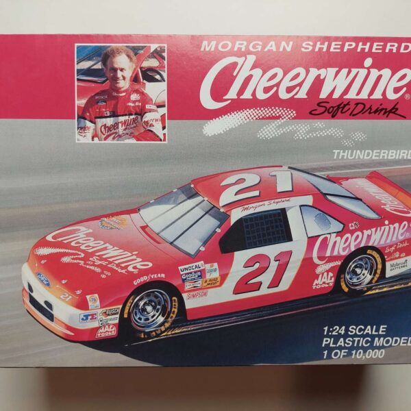 1/24 Ford Thunderbird 1994 Morgan Shepherd #21 Cheerwine Сборная модель Revell Monogram 0646