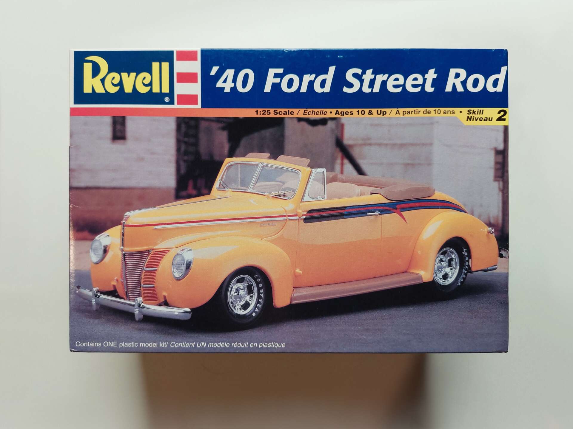 478a6db5ab7feb63c8024b5868604aa3.jpg 1/25 Ford Street Rod 1940 Сборная модель Revell Monogram 85-2344