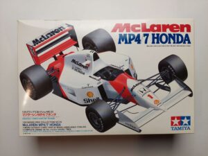 1/20 McLaren MP4/7 Honda 1992 Сборная модель Tamiya 20035