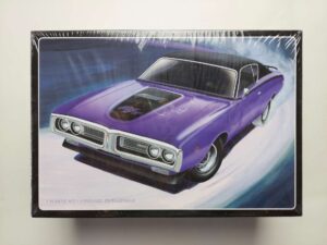 1/25 Dodge Charger R/T Сборная модель AMT AMT1442M
