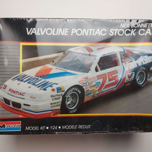 1/24 Pontiac Grand Prix 1988 Neil Bonnett #75 RahMoc Enterprises Valvoline Сборная модель Monogram 2787