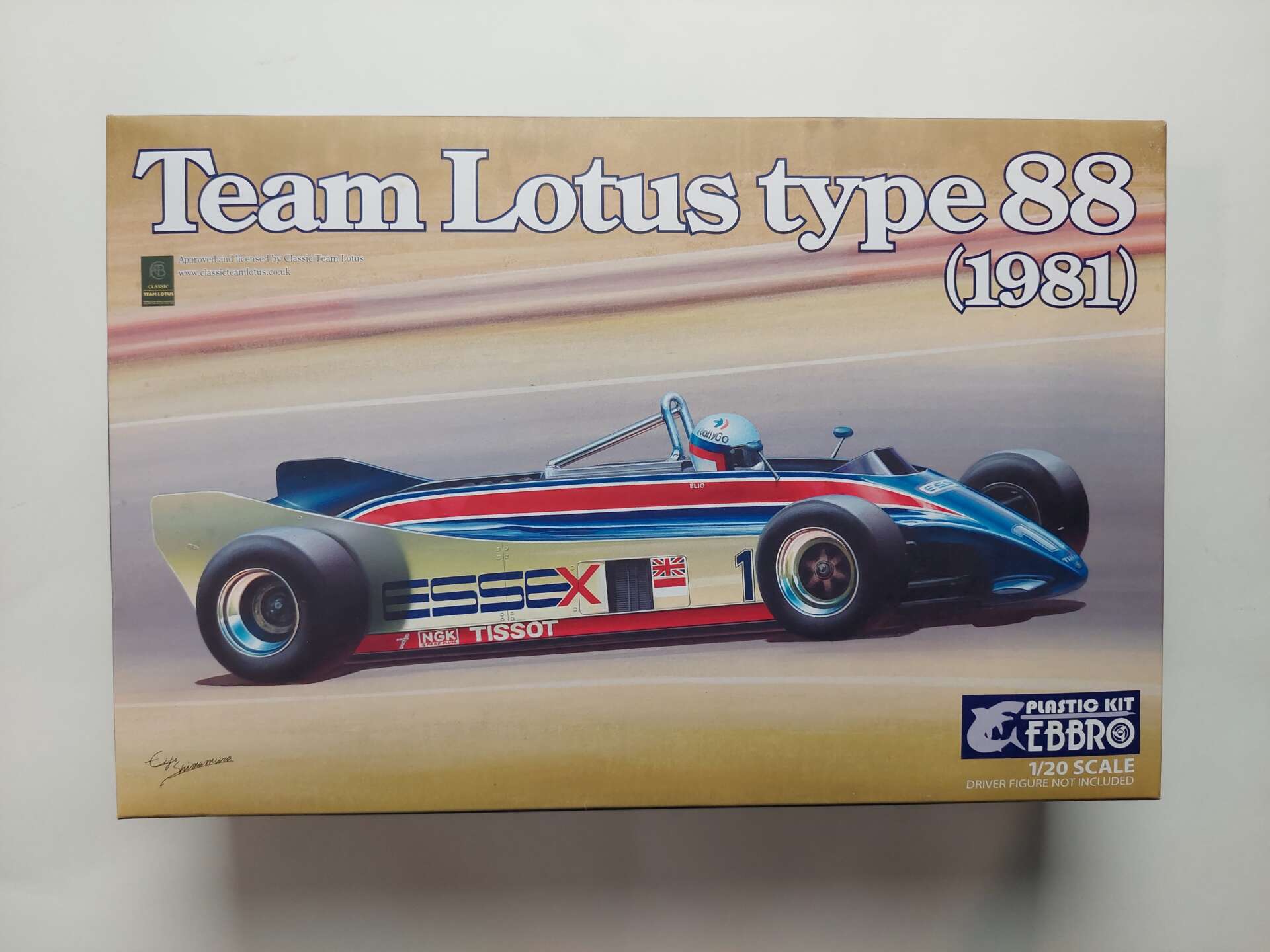 cf76bfaeab9fc6ff23cb9d154d211a3c.jpg 1/20 Team Lotus type 88 1981 Сборная модель EBBRO 20011