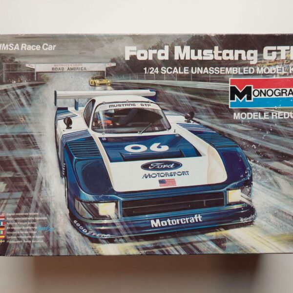 1/24 Ford Mustang GTP Сборная модель Monogram 2708