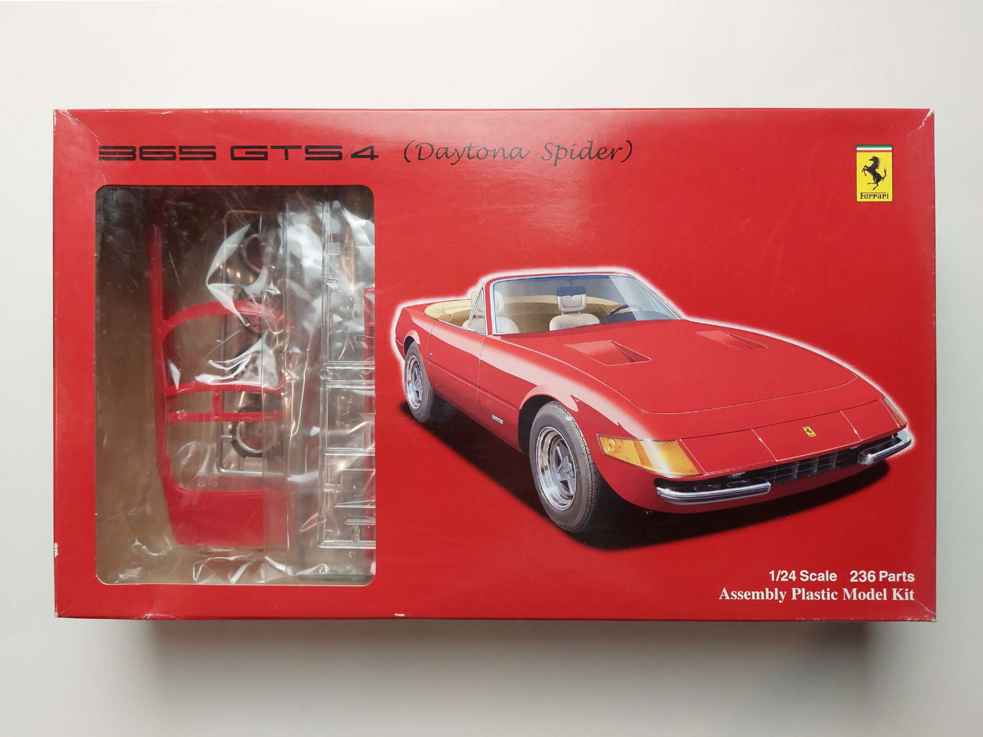 14cf5d042a1015116cb673e9d99eca39.jpg 1/24 Ferrari 365 GTS/4 Daytona Spider Сборная модель Fujimi 08255