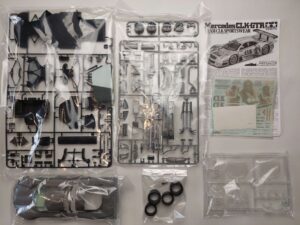 1/24 Mercedes-Benz CLK-GTR Team CLK Sportswear Сборная модель Tamiya 24201