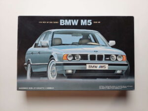 1/24 BMW M5 (E34) Сборная модель Fujimi 03287