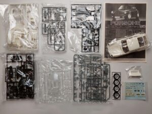 1/24 Porsche 911 Carrera '85 Сборная модель Fujimi 08003
