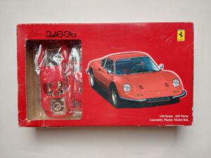 1/24 Ferrari Dino 246 GT Сборная модель Fujimi 08256