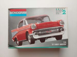1/24 Chevrolet Bel Air '57 Hardtop Сборная модель Monogram 2225