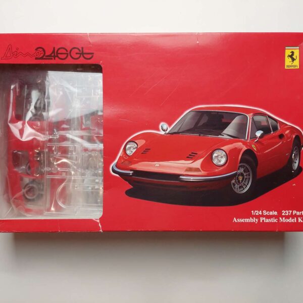 1/24 Ferrari Dino 246 GT Сборная модель Fujimi 08267